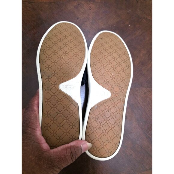 Ugg Women's Black Suede Lace-Up Flats Size 7.5 With Ribbon Detail - Picture 4 of 8